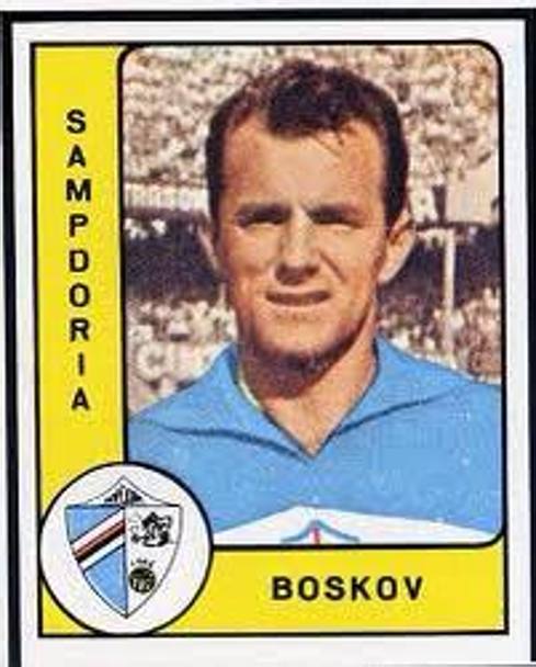 La figurina di Vujadin Boskov da calciatore: ha giocato con la Sampdoria nella stagione 1961-62 dopo dieci anni al Vojvodina. Twitter